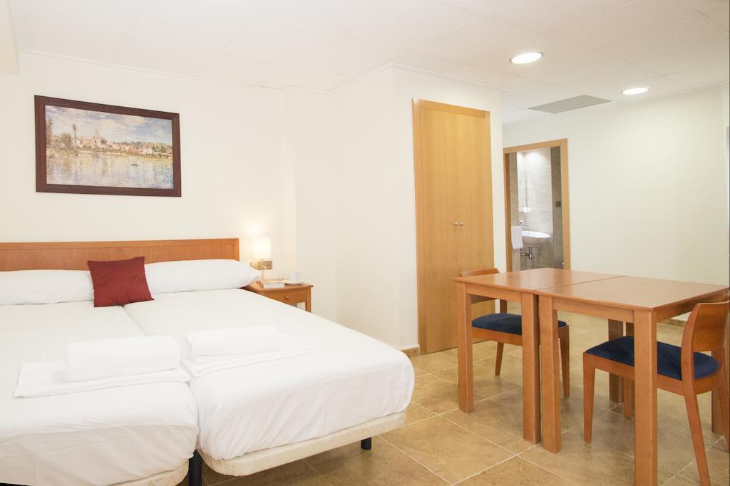 Viveros Apartments Valencia Szoba fotó